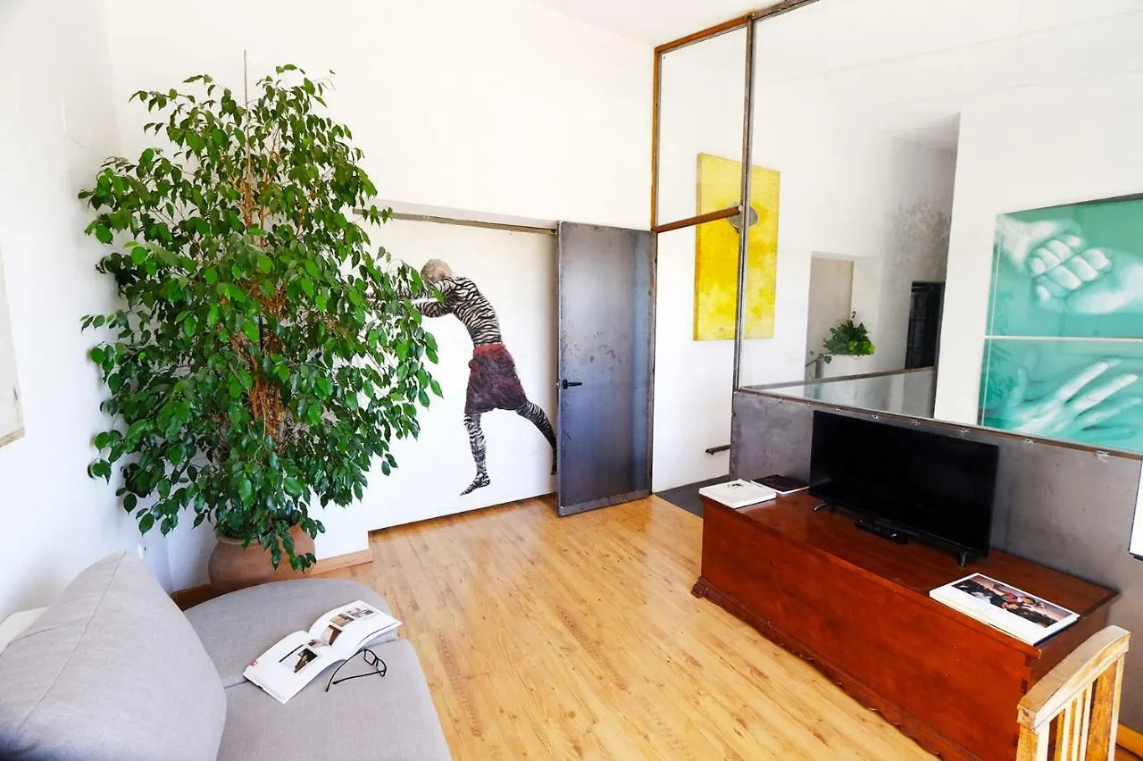 La Casa De La Luz. Artisthome Almodovar del Rio 0*,  Spain